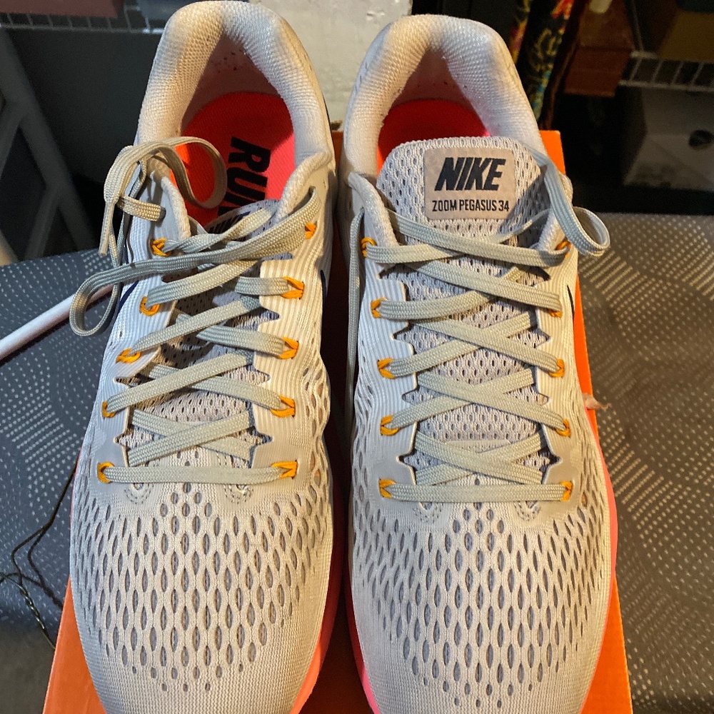 Nike Zoom Tennis  Shoes Size 13